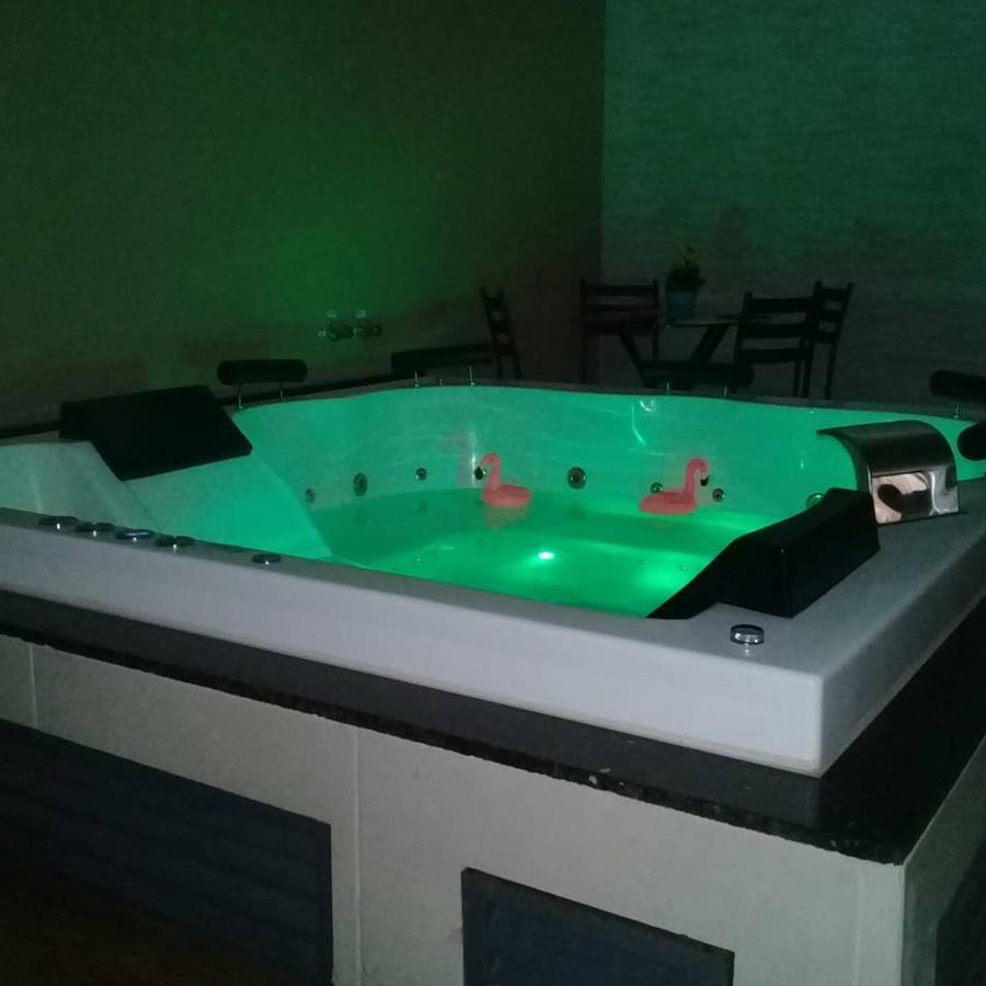 Casa Com 2 Quartos E Banheira De Hidromassagem Trindade  Exterior foto